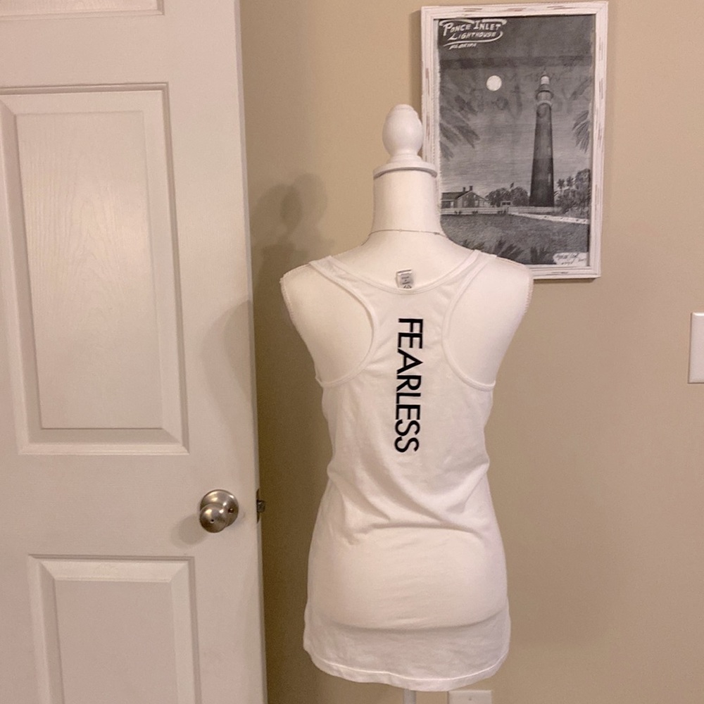 Cents of Style “Fearless” Racerback Tee Size L NWOT 🤍